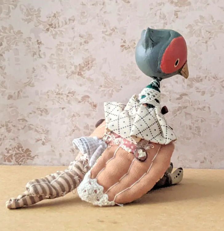 pair of ringneck pheasantdolls
handsewn&amp;handpainted
november 2025