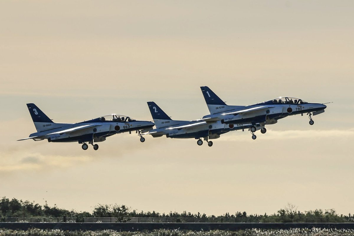 ohmagari84's tweet photo. 2025/11/02

入間基地航空祭展開

#ブルーインパルス https://t.co/fiJYTOMY8W