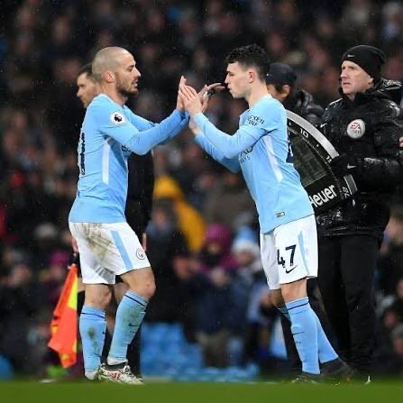 Not sure if everyone has noticed but Phil Foden is becoming a genuine midfielder. Playing deeper, more energy in both directions, improved control and involvement in earlier phases of build up. Given his idol is David Silva it’s perhaps not too surprising. 
🩵