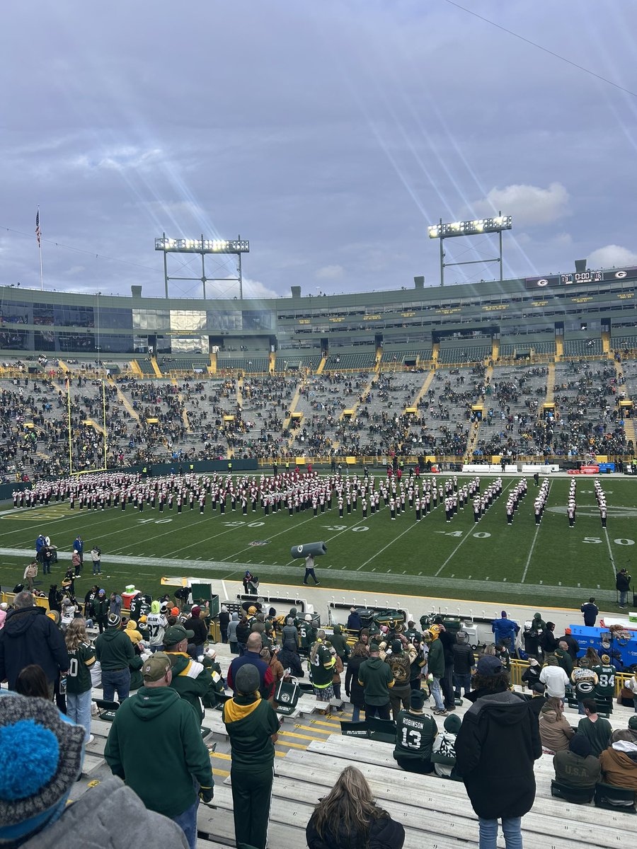 Bryson_Shealey's tweet photo. @BarstoolBigCat found your band https://t.co/6PtFh4cuhJ