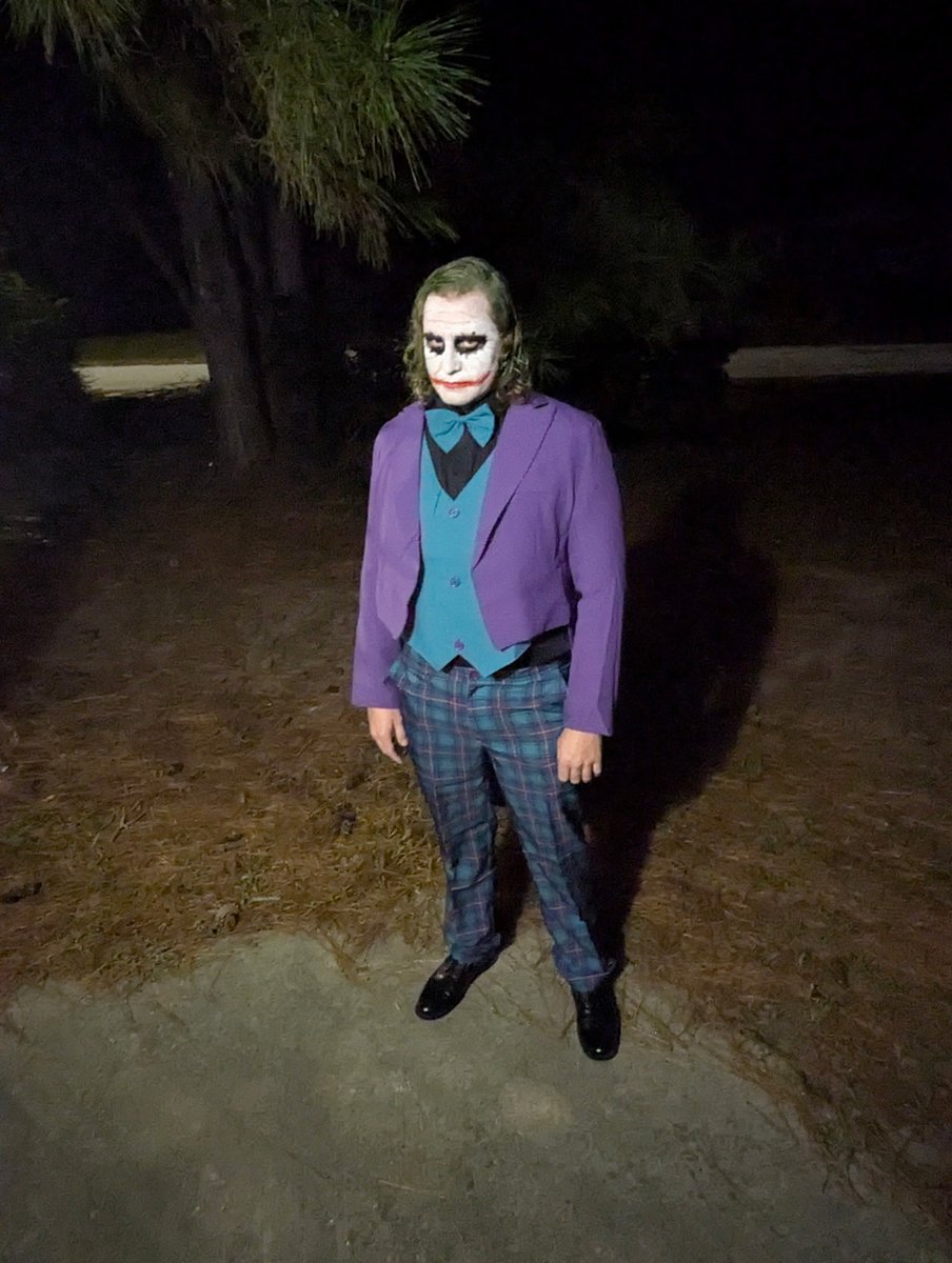 SinisterScyris's tweet photo. Surprise, I'm alive!
Joker was fun 😈 https://t.co/JcP5RIUqVS