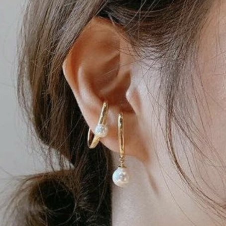 taraaa_koo's tweet image. スタバのお姉さんに「耳元めっちゃかわいいですね！」って褒められたイヤカフ、どれつけても大正解すぎる◎