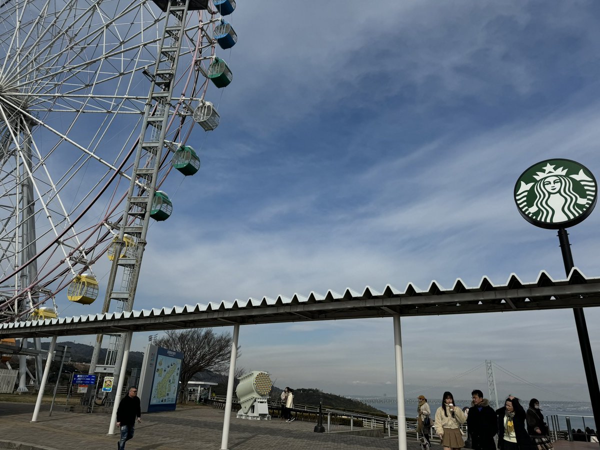 おはようございます😊

涼しくなったら～と言いながら、何だかんだと予定が詰まって全く乗れなかった🏍³₃
今日こそ少し遠出してみようと思ってますが、まだおふとぅんの中です😂
そろそろ動こうかなー

連休最終日、ツーリング行かれる皆さん！安全運転で、無事に帰りましょう🐸