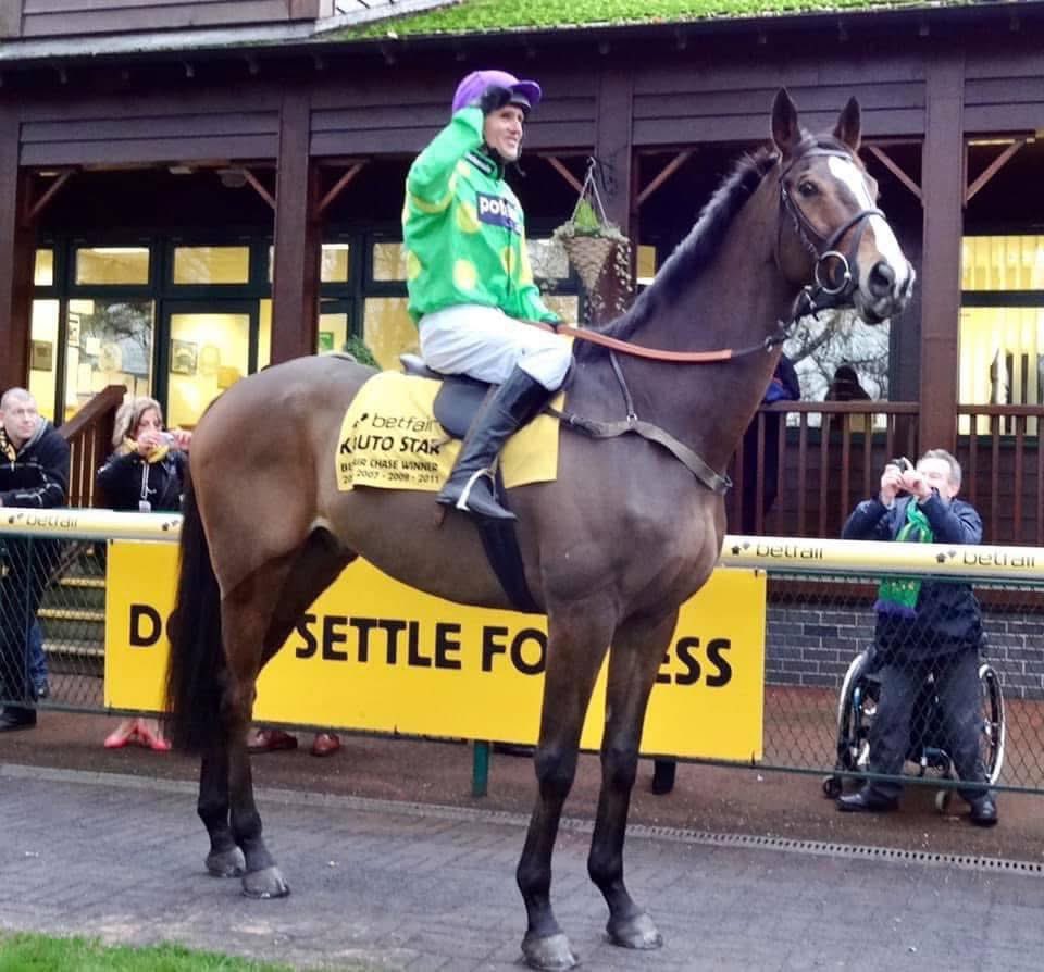 Sarah Baker tweet media