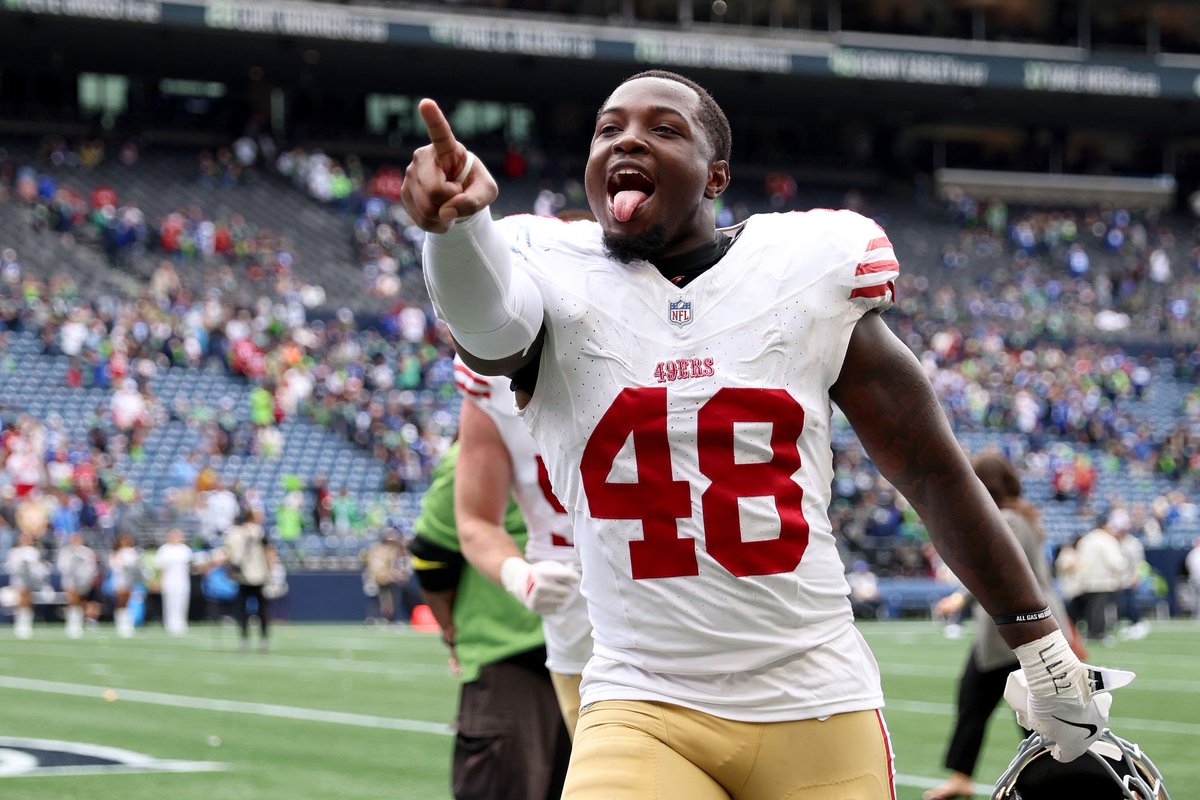 DylanIsADragon's tweet image. 16 tackles for Tatum Bethune 😤 

#FTT