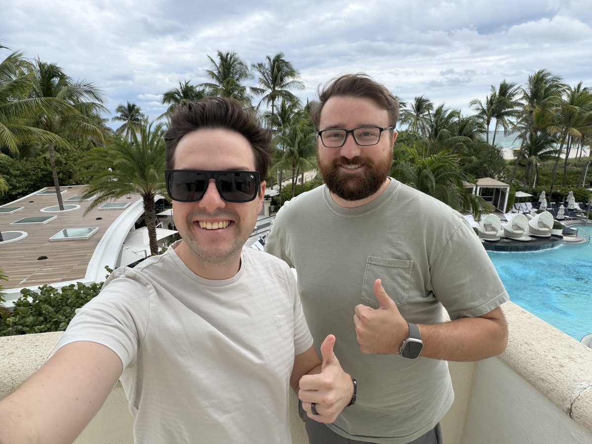 DBurnsOfficial's tweet image. The @AdiumTech team is in Miami for @Ubiquiti #UWC! #UWCMiami