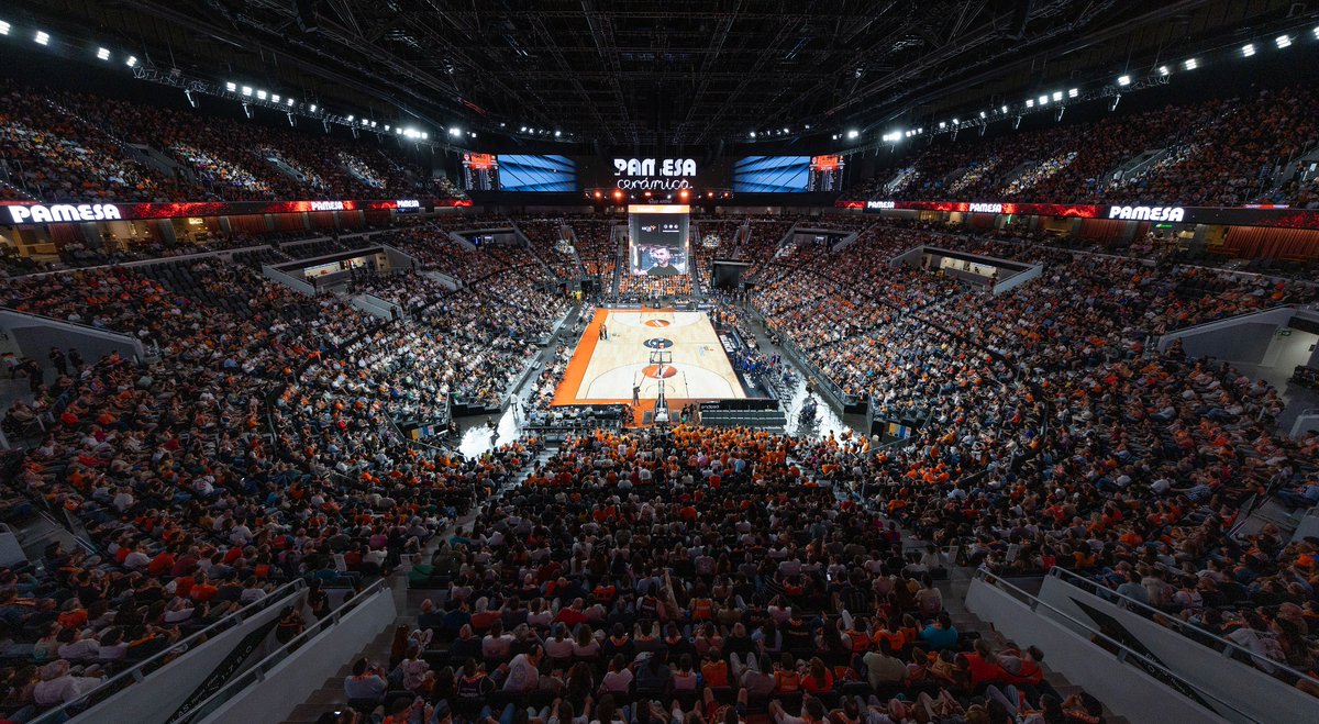 12.595 espectadores de media para ver al Valencia Basket masculino en el Roig Arena en su primer mes, según los datos de las competiciones.

3/10 vs Virtus - 14.606
5/10 vs Barça - 14.818 ⬆️
15/10 vs Hapoel - Puerta cerrada
26/10 vs Joventut - 12.913
28/10 vs Fenerbahçe - 11.267