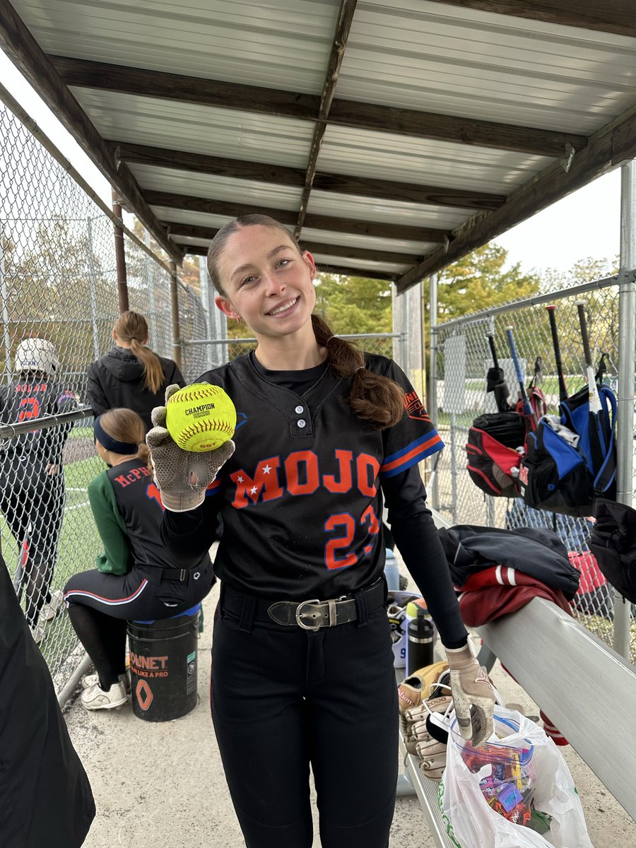 Mojo 18u Coach McAuliffe tweet media