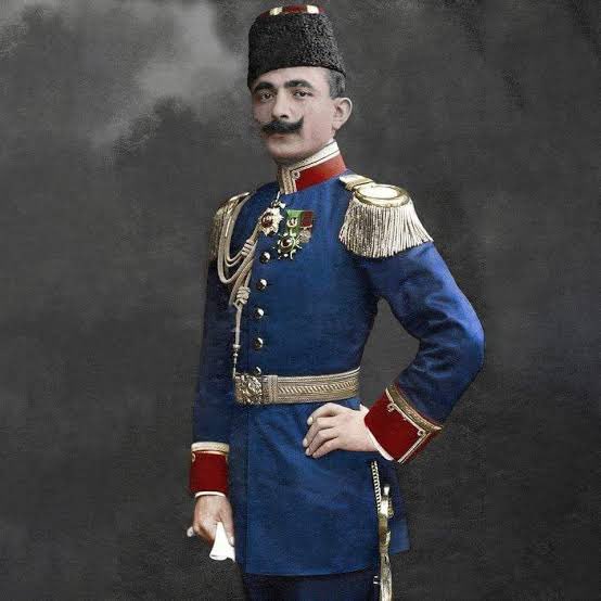 🇦🇿Azerbaycan, Ermenistan’dan temizlediği Hankendi’bin bir caddesinin adını Enver Paşa caddesi olarak değiştirdi.