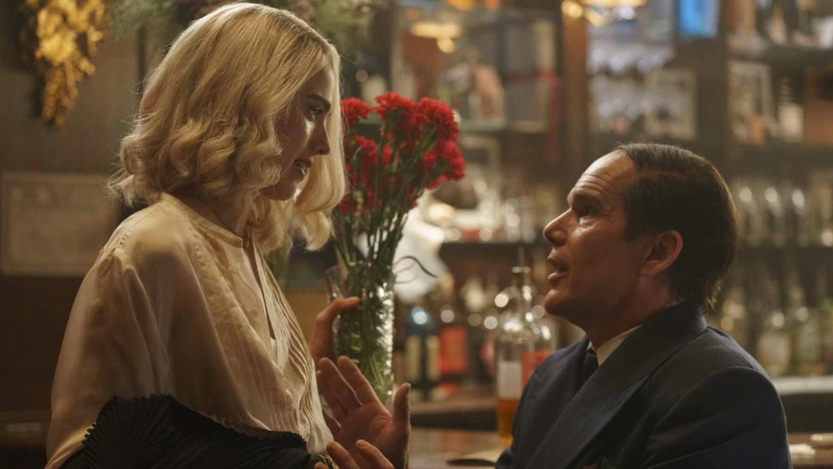 fangirlish's tweet image. #BlueMoon is seriously good! We have lots to say in our review HERE: fangirlish.me/3LuMbKc