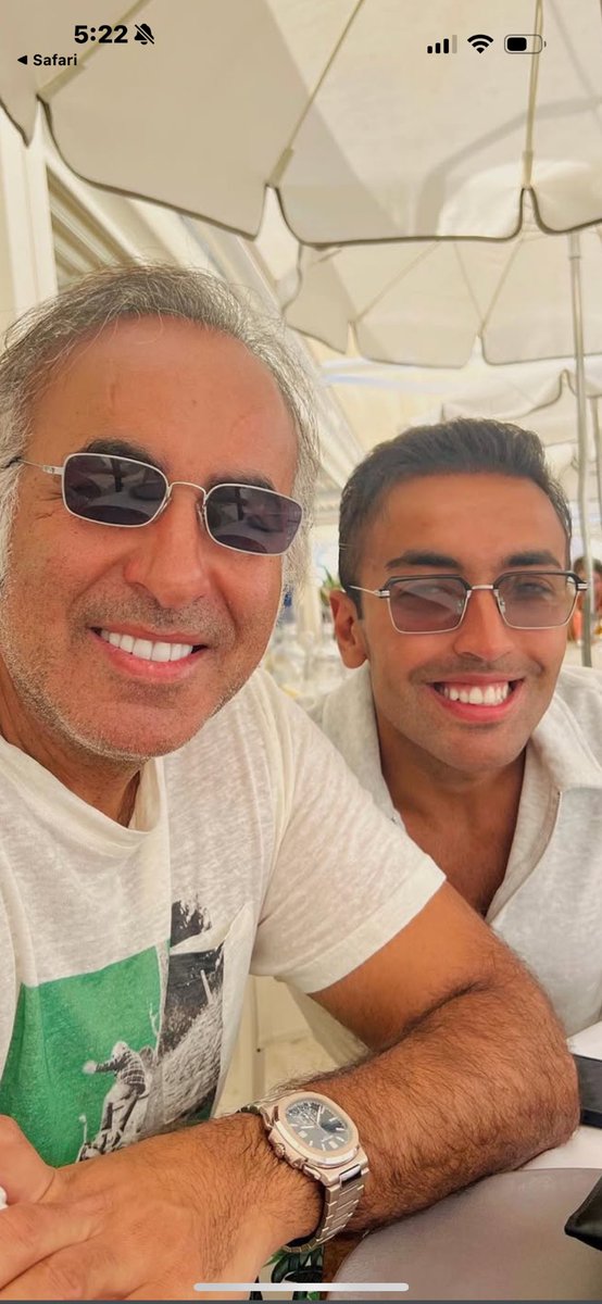 اللهٌم إنا نسألك 

بأسمائك الحسنى
وبصفاتك العليا 
وبرحمتك التي وسعت كلّ شيء

أن تمنّ على كل مريض بالشفاء العاجل

وألّا تدع فينا جرحاً إلّا داويته
ولا ألماً إلا سكنته
ولا مرضاً إلا شفيته
وألبسنا ثوب الصحة والعافية عاجلاً غير آجل

وشافِنا 
وعافِنا وأعفو عنا
وأشملنا بعطفك ومغفرتك