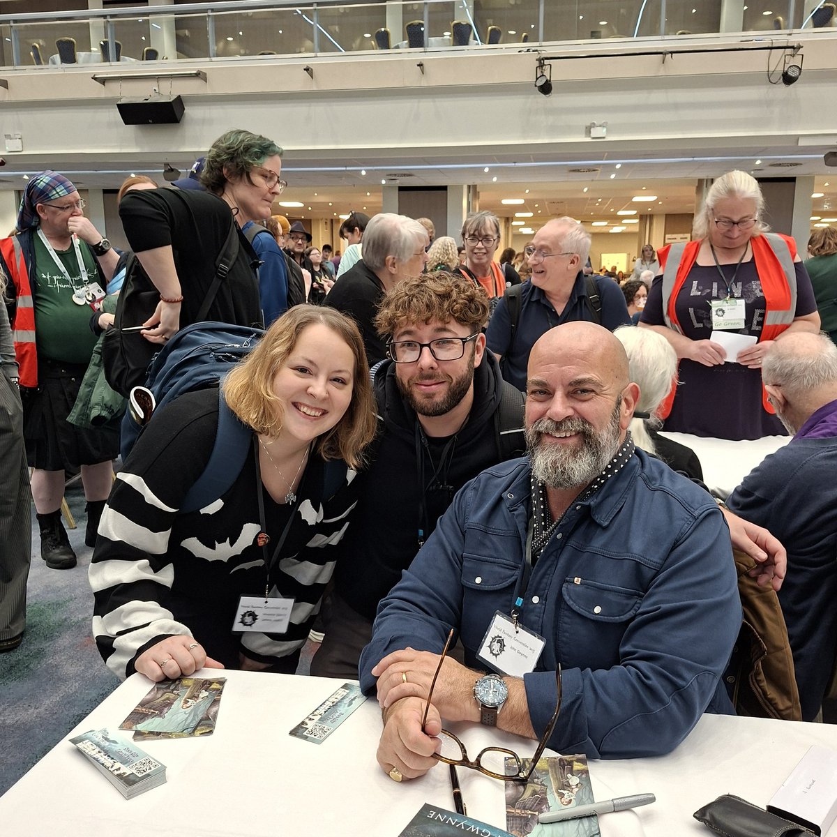 TezzaRudge tweet media