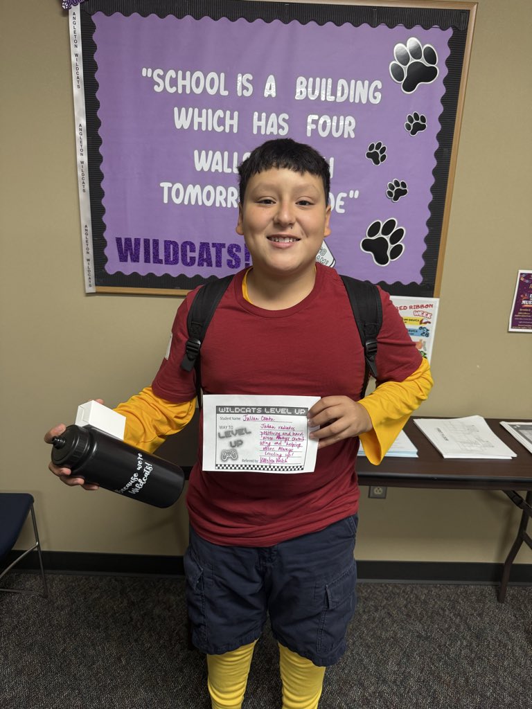 AngletonHS's tweet image. Congratulations to these AHS students for receiving a positive office referral! 🎉 We are so proud of their achievements. Keep up the great work. 💜🐾