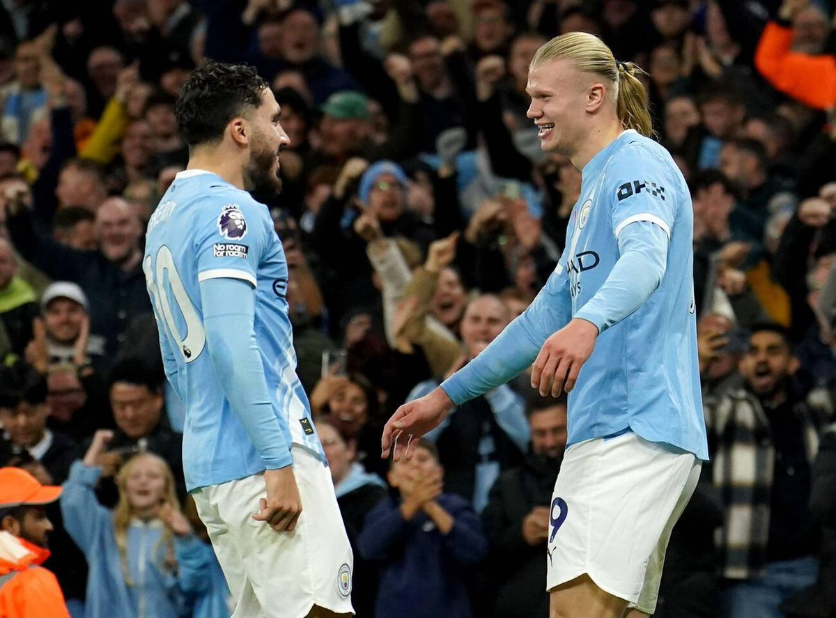 DxBruyneSZN's tweet image. This Erling Haaland and Rayan Cherki duo. We are set for years 😭😭😭🩵🩵🩵🩵