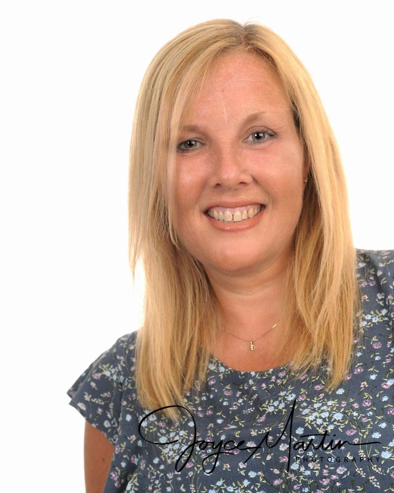 Today is Elaine’s 61st birthday. So sad she is not here to celebrate it with us. How I miss my girl.