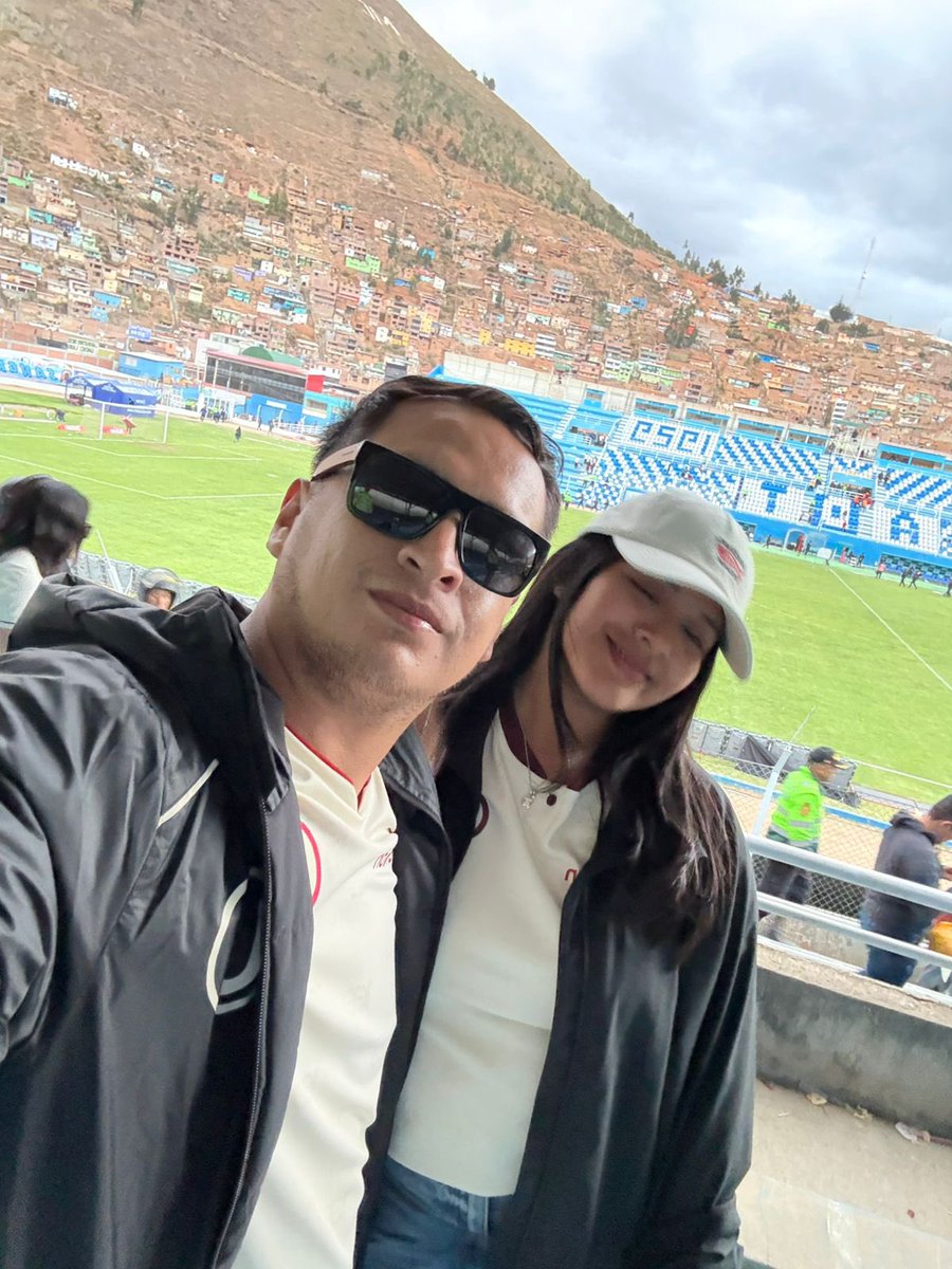Pamelabernal_'s tweet photo. 🌟29 en Tarma, TRICAMPEONES! 

#YdaleU https://t.co/9dKiYKLTpg