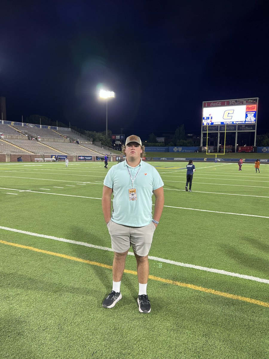 Had a great visit at <a href="/GoMocsFB/">Chattanooga Football</a> thanks coach <a href="/AndrewBementUTC/">Andrew Bement</a>  for the invite and showing me around!! <a href="/DraftDiamonds/">Draft Diamonds ™️</a> <a href="/CoachJohnsonVHS/">Coach Johnson</a> <a href="/Coach_Guice/">Myrick Guice</a> <a href="/Jlettner14/">Coach Lettner</a> <a href="/Theondre92/">Coach C. Brown</a> <a href="/CoachAlexHaynes/">Alex Haynes</a> <a href="/tulane63/">Chris Anderson</a>