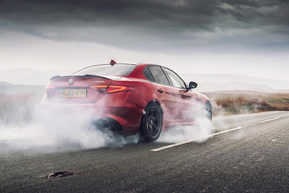 beyondcoolmag's tweet image. #launchcontrol #launch #start into #theweeknd #alfaromeo #monday #burnout #alfaromeogiulia #quadrifoglio #burningrubber #italian #sport #sedan #sportcar #sportcars #luxurycars #carphotography #carsofinstagram #instacar #beyondcoolmag #motion #travel #urban #life