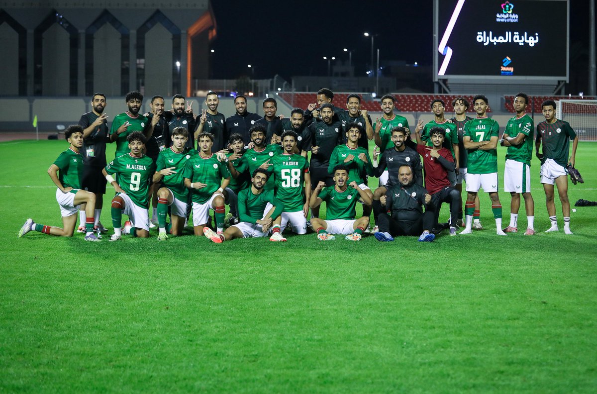 حائـل خضراء✅

#اتفاق_21_سنة