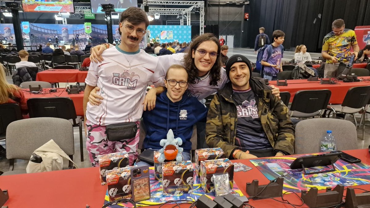 Top 64 with friends. That's it, that's the end of the tweet ❤️🦢