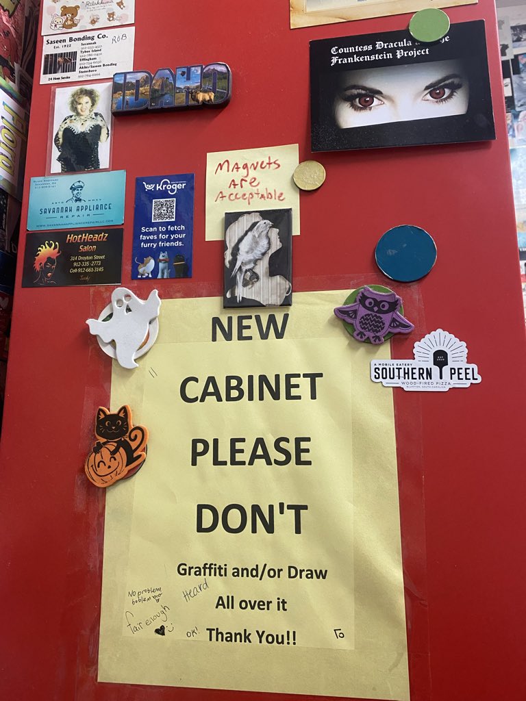 Crackin up on the toilet in the gallery espresso