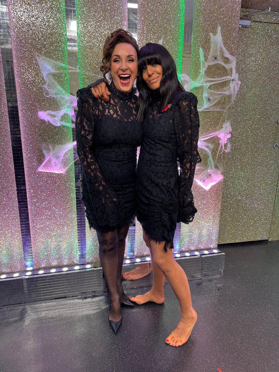 ShirleyBallas's tweet image. Results are on 7.15pm 🖤 … who did you all vote for? #Strictly