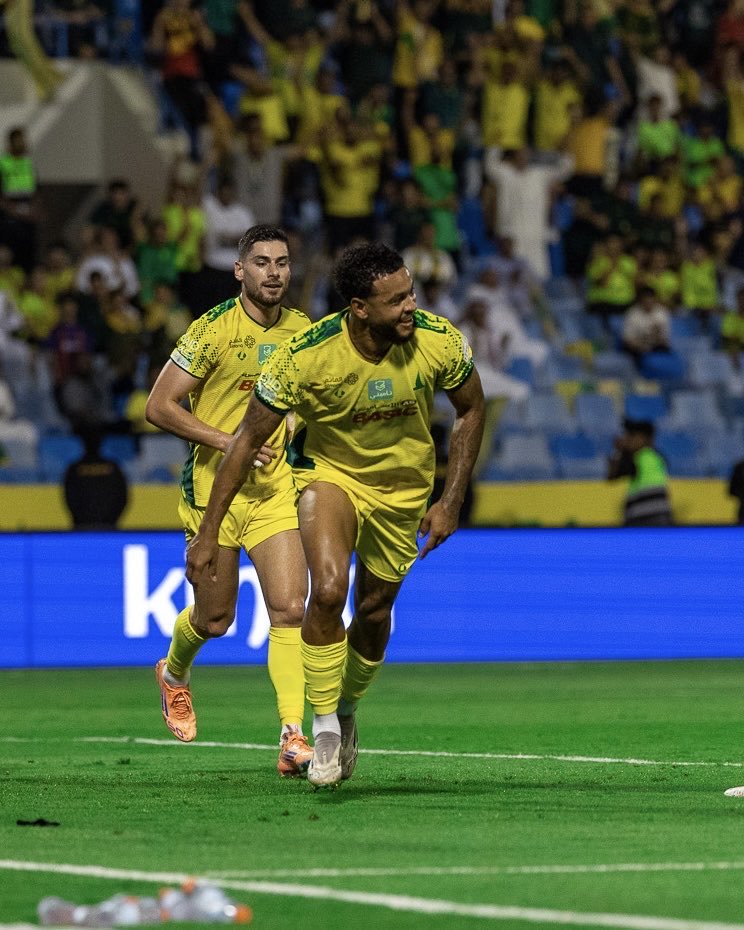 🇳🇴 جوشوا كينق هداف نادي الخليج <a href="/Khaleejclub/">نادي الخليج السعودي</a> وصل مساء الأمس لهدفه العاشر في جميع البطولات. [لعب 8 مٌباريات، سجل 10 أهداف].

#StatusARB