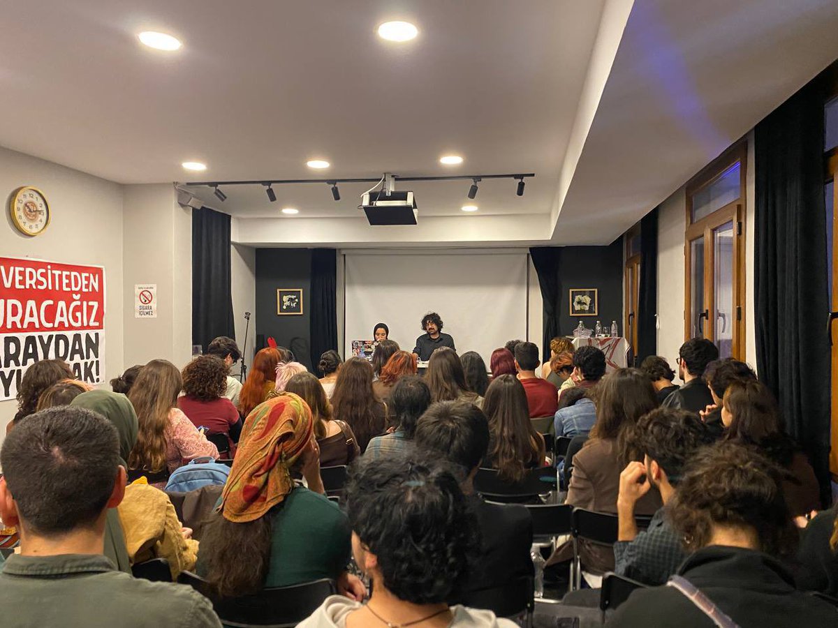 Bir mücadele: Üniversiteli kalabilmek mümkün mü?

YÖK’ün 44. yılı panelinde barınma, geçim ve kampüste yaşadığımız güncel sorunları kendi sesimizle dile getirdik. Saray faşizminin üniversitelerdeki baskı aygıtlarını tartıştık.

Üniversiteden vuracağız, Saray’dan duyulacak!