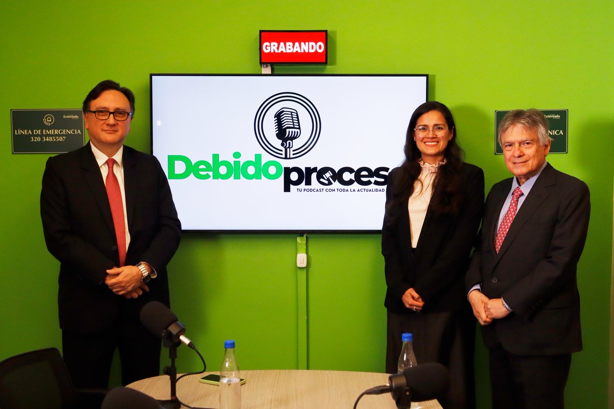 ProcesalUEC's tweet image. 🎙️ ¡Nuevo episodio de Debido Proceso! En el #24 abordamos un tema fascinante: “La exhibición de documentos: ¿el secreto vale más que la justicia?” 🔍 

🔴Youtube: 
youtu.be/NuFSTDbEKbk

🟢 Spotify: 
spotifycreators-web.app.link/e/MSEUl7CgYXb

🟣Apple podcast: podcasts.apple.com/us/podcast/deb…
