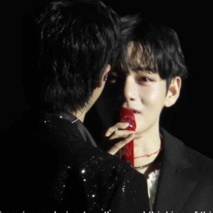 taejindiariess's tweet image. so this is what love looks like...