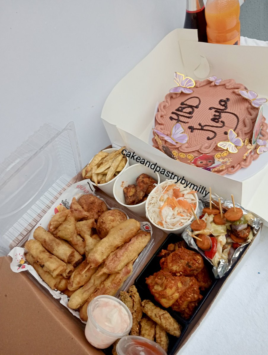 mildred_ojm's tweet image. Pic 1: N100k
Pic 2: N90k
Pic 3: N128k
Pic 4: N60k

Pick your choice and we will deliver!!!

Available to deliver daily within Lagos and some part of Ogun State.
Send a DM to @MillyEvents to place an order.