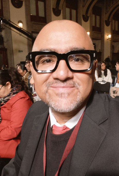 Mañana 3 de nov en #seabrehilo hablamos sobre la reciente victoria de la derecha en Bolivia y tratamos de analizar porque la ideología conservadora a ido ganando terreno en A.L
Participan: <a href="/josemcandia/">Jose Miguel</a> <a href="/BorisRosBrito1/">Boris Ríos Brito</a> <a href="/luisghernan/">Luis Guillermo Hernández</a>
📻⏰️@radioeducacion  96.5FM 17H y 22H, 1060AM