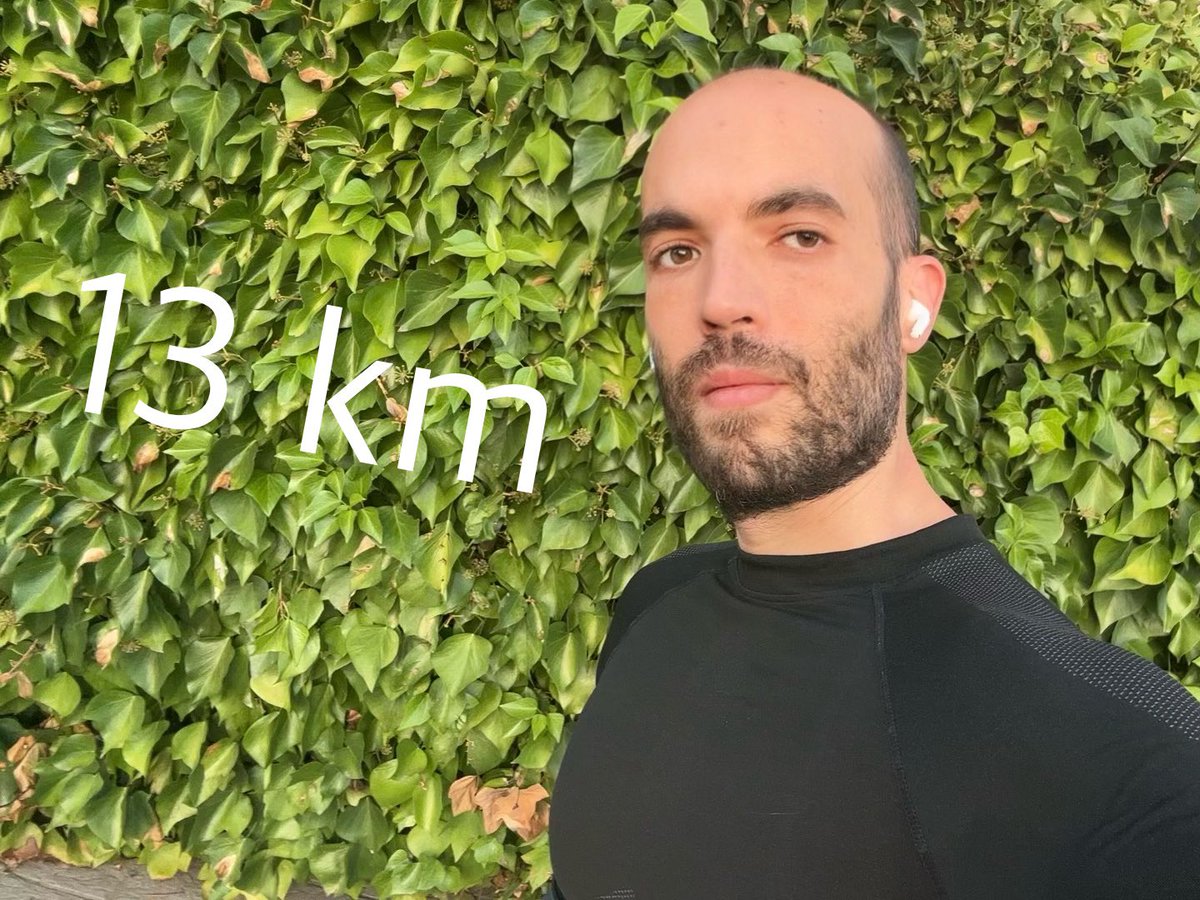 David_Cadd's tweet photo. 🏃🏻 #SoyRunner 🏃🏻
Nada de mala suerte: 13 km más al contador y una semana superada. 🏅💥 https://t.co/pHqZrMshR3