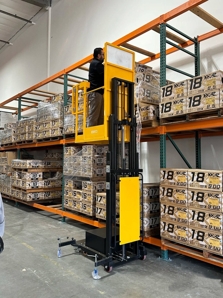 EKKOlifts's tweet image. EKKO #EOPS20-177 Semi-Electric Order Picker — Compact. Efficient. High Value. Your ultimate warehouse helper for small spaces and big results. 130–177’’Lift Range.

A smart, affordable solution for modern warehouses — in stock and ready to ship! #EKKOLifts #OrderPicker