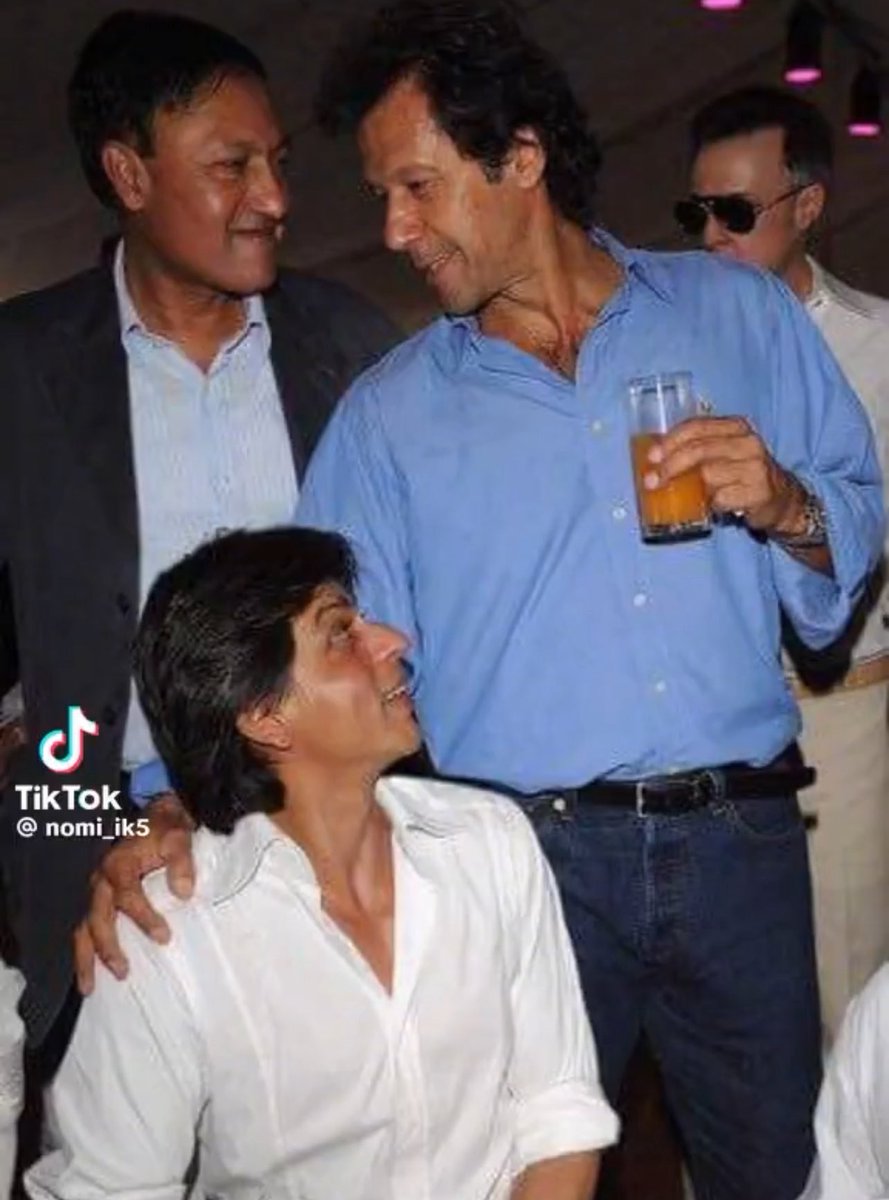 My absolute favorite picture of <a href="/iamsrk/">Shah Rukh Khan</a>! 💕💕

#ReleaseImranKhan
