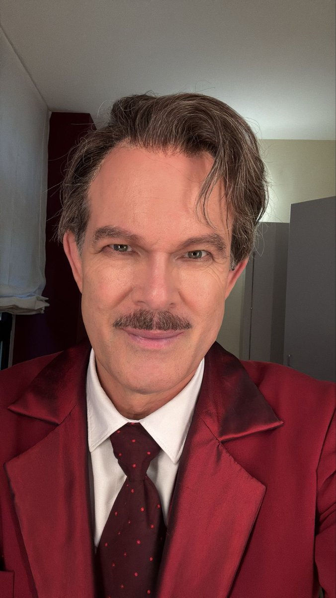 Così fan tutte <a href="/teatroallascala/">Teatro alla Scala</a> for a new production from the great <a href="/RobertCarsen/">Robert Carsen</a>.
Together with Alexander Soddy, Elsa Dreisig, Nina van Essen, Sandrine Piau, Giovanni Sala &amp; Luca Micheletti. 
Join us for performances Nov 5 - 26.
Live on <a href="/RaiTre/">Rai3</a> Nov 5 and TV <a href="/raicinque/">Rai5</a> Nov 6