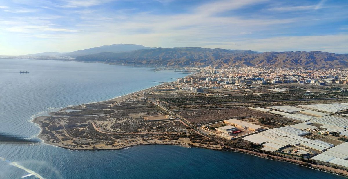 Panorámica de la desembocadura del río Andarax 🛩️
#Almería #Noviembre #otoño2025
📷Piloto Joaquín G. de la Fuente.