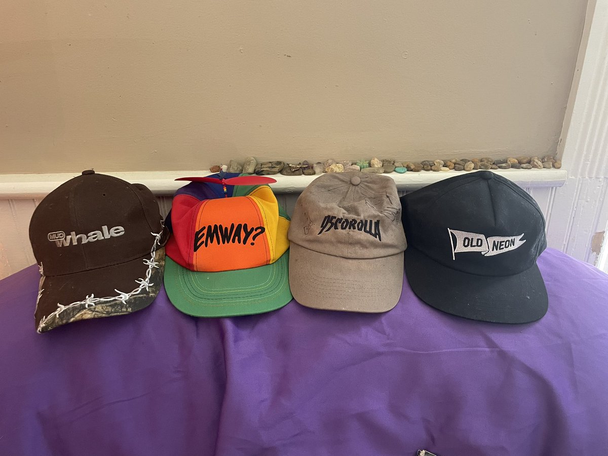 added <a href="/oldneonmusic/">Old Neon</a> to the collection!