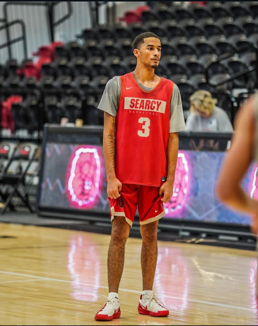 ready to get the season started!! <a href="/ArRecruitingGuy/">Richard Davenport</a> <a href="/VortexSportsARK/">Vortex Sports x Prep Hoops AR</a> <a href="/SHS_LionsBBall/">Searcy Lion Basketball</a>