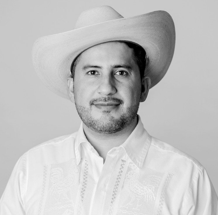 El Partido Sinaloense lamenta profundamente el asesinato del alcalde de Uruapan, Carlos Manzo Rodríguez. Expresamos nuestras condolencias a su familia y a la sociedad michoacana.
#Justicia #Paz #PartidoSinaloense