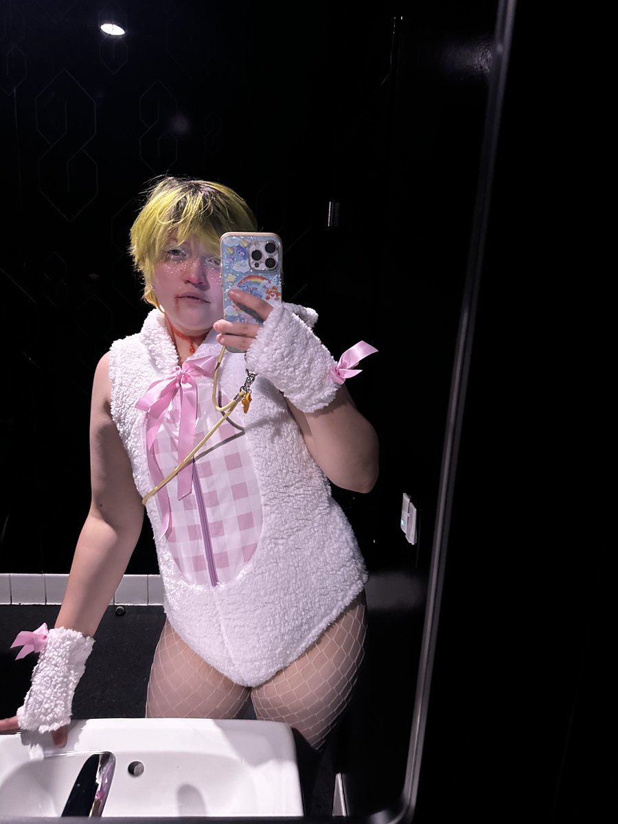 soupIover3's tweet photo. im just a little lamb please don’t sacrifice me 🥺 https://t.co/UNgmRIRefh