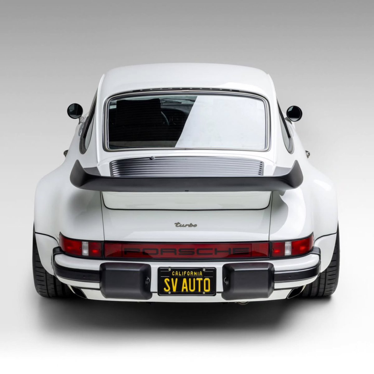 m_ql2_8's tweet image. 930 w turbo
#Porsche911