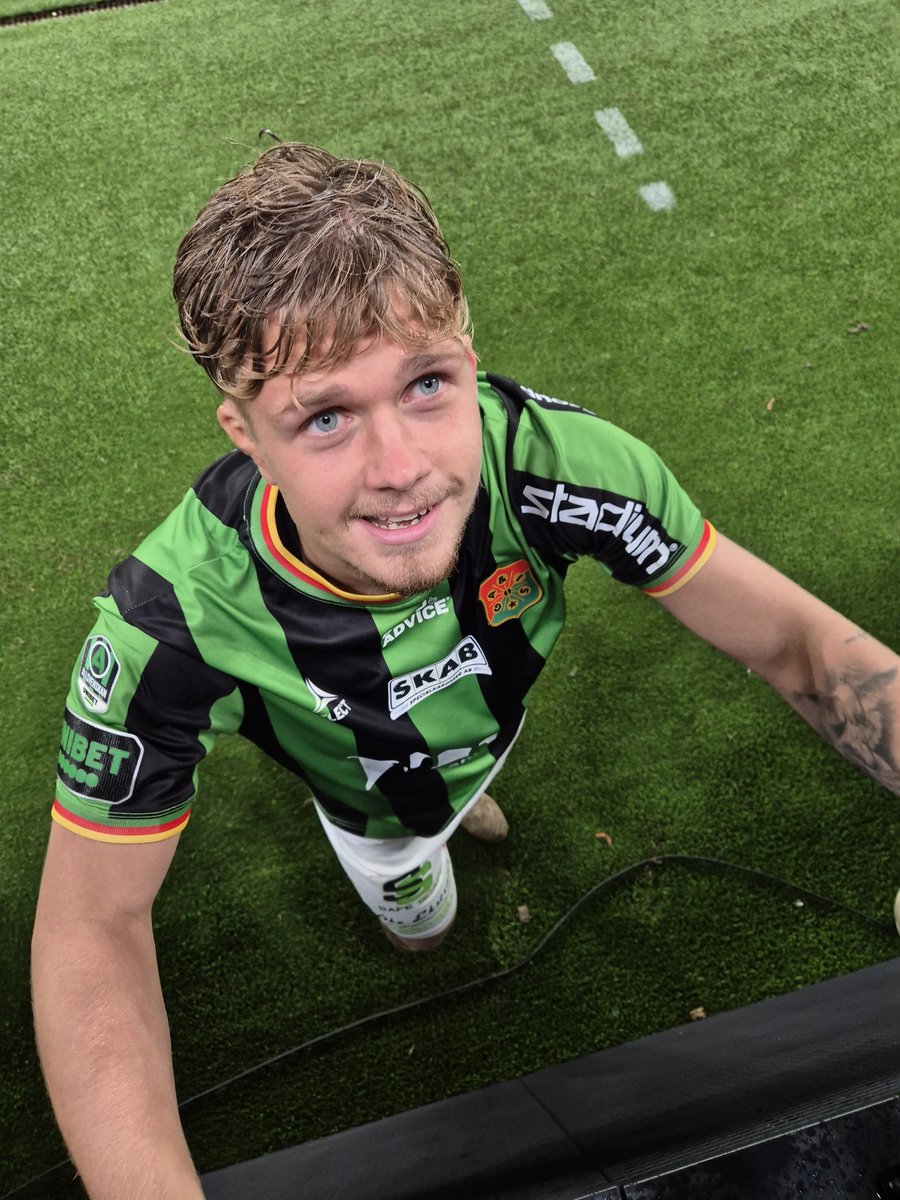 Lika stolt då som nu🤗Samma dag förra året firade vi guld och att han va med och tog upp Degerfors i Allsvenskan, idag ett år senare får vi fira att han varit med att ta Gais till europa👊💚🖤