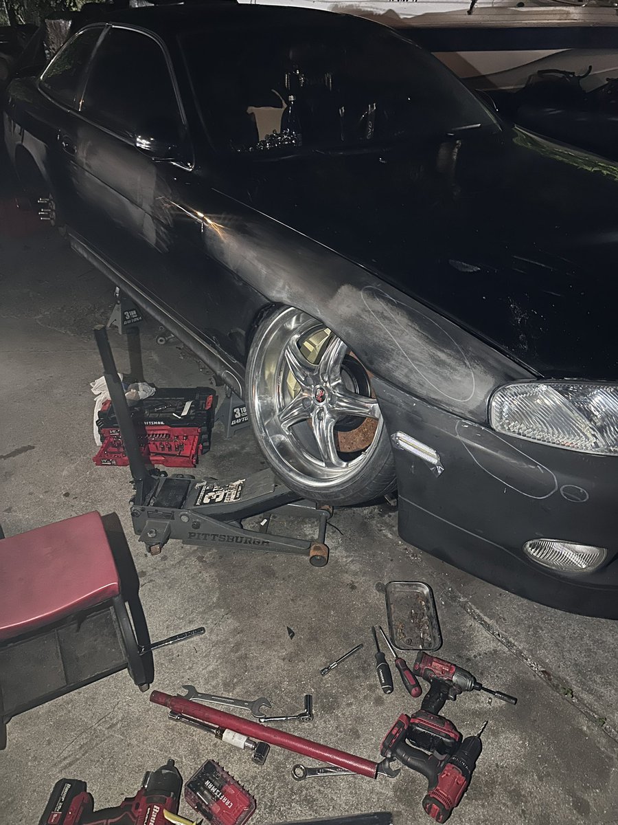 1998 Lexus SC400 tweet media