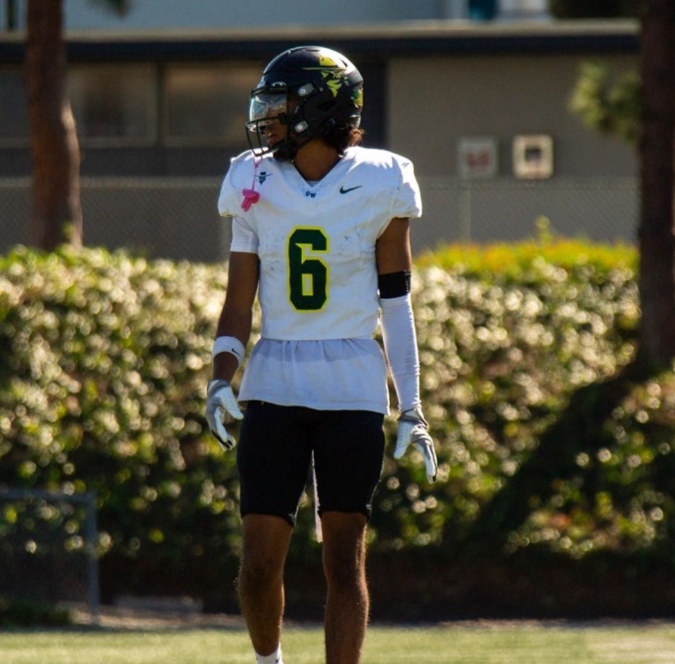 2026 (Golden West CC) JUCO WR Dom Thompson had 3 catches for 105 yds &amp; 2 TDs against College of the Canyons