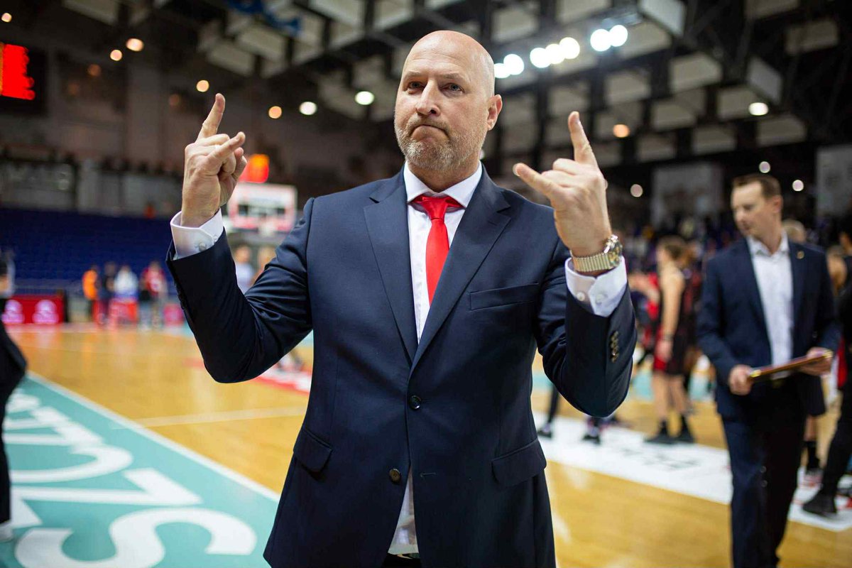 Igor tweet media