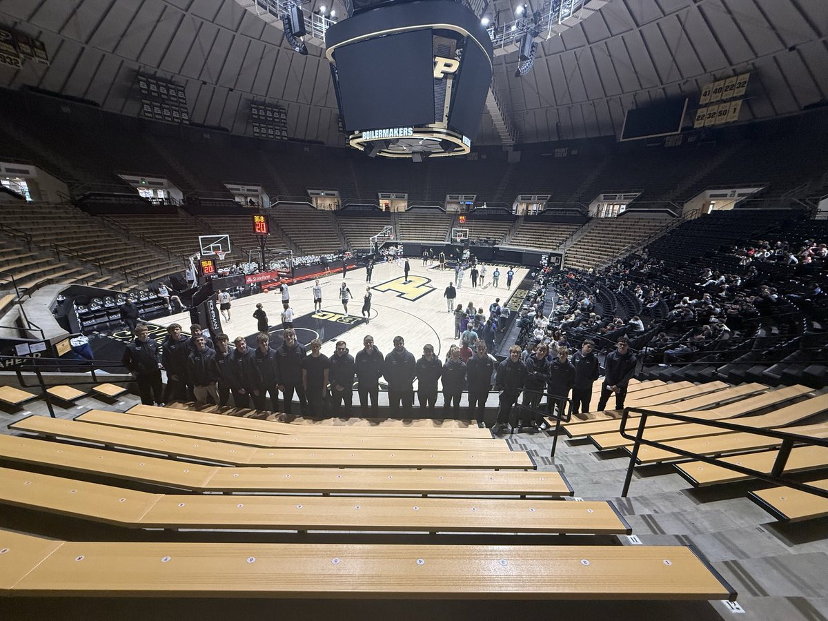 Fun team trip to West Lafayette to watch Purdue’s practice! Thank you to <a href="/BoilerBall/">Purdue Men's Basketball</a> for letting us attend.