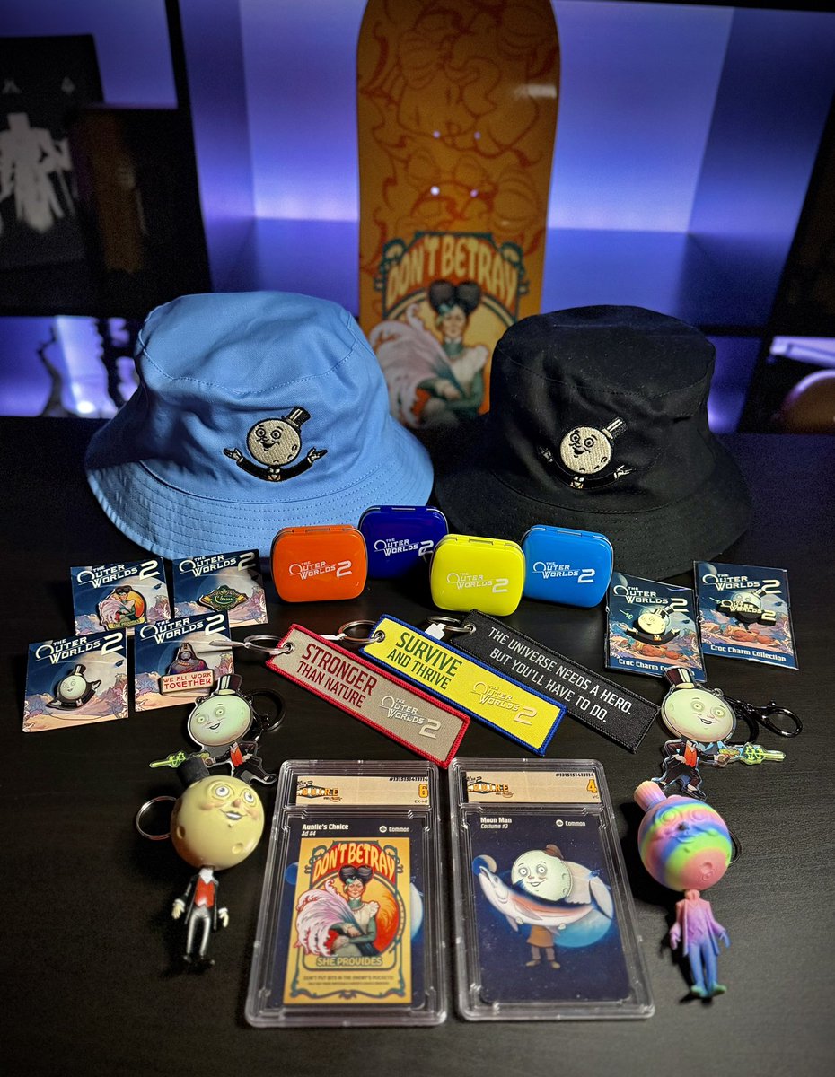 Finally getting the opportunity to go through The Outer World swag I picked up at last weeks event! Although I would have loved to have returned with a full set of the boards for display I’m still so happy with my haul! 

#TheOuterWorlds2