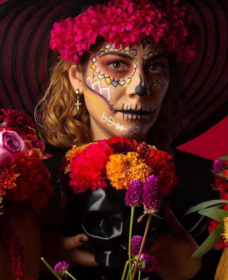 VanDesigns's tweet photo. New Icon Model Management Blossom House Of Flowers #catrinasmexicanas #diademuertos☠️ 🕯️🧡🖤💀🌼🌸🫱🏻🫲🏼🎃 photography by Saint Dennis
liz_niia miguelsntcrz Management #models #internationalmodels https://t.co/IzwfphO5Re