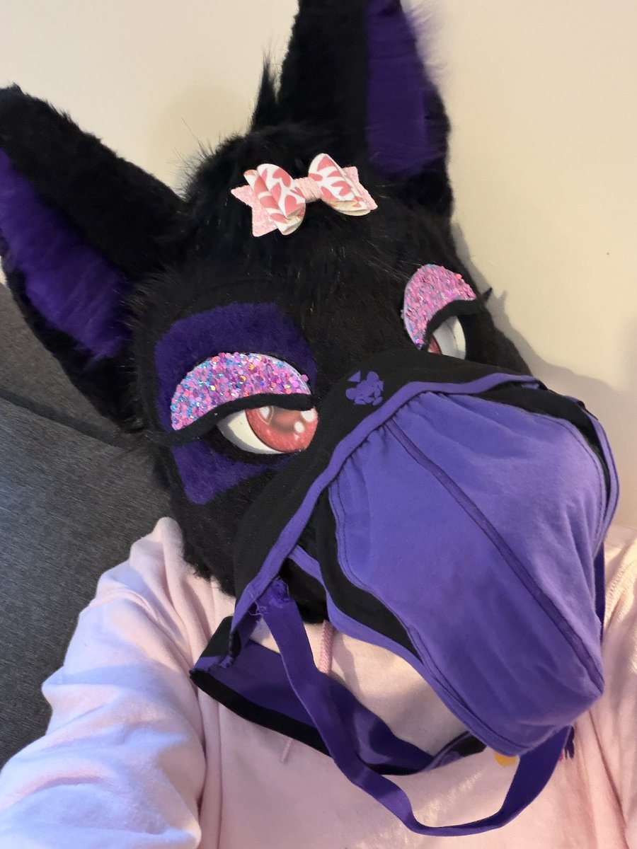 Best way to train a puppy to be loyal to you 

Is to train them to know nothing but your scent~ 💜🐾